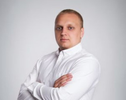 Клюев Эрик